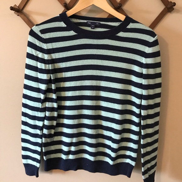 GAP Striped Sweater - Picture 2 of 4